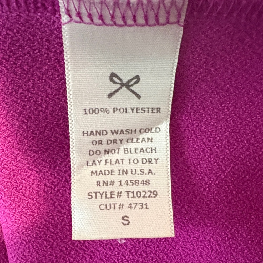 Everly Magenta Scallop Hem Long Sleeve Top SM200 - Picture 6 of 6